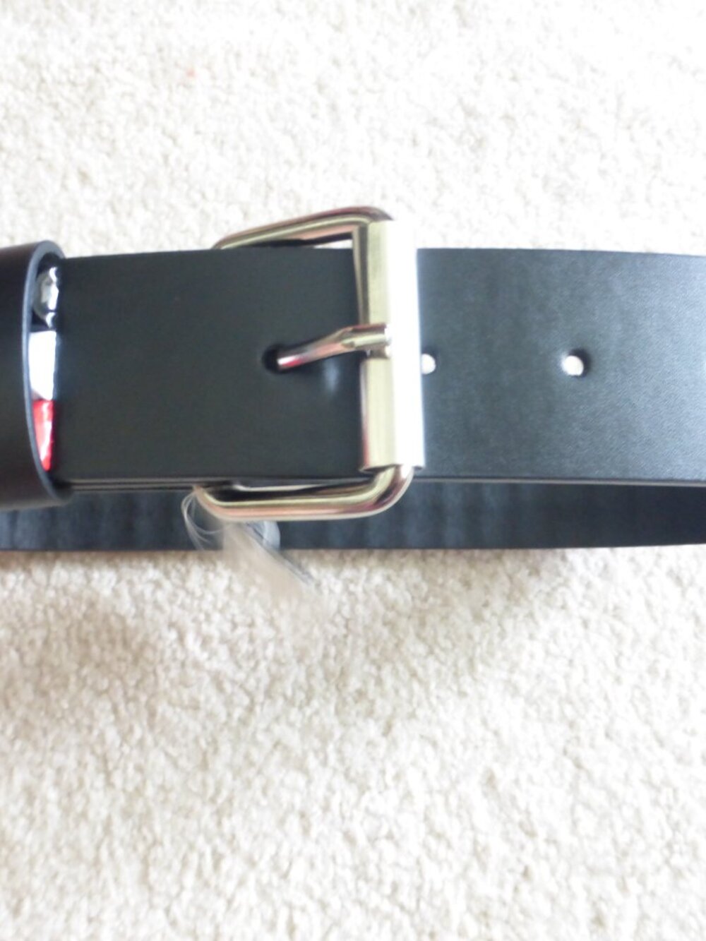 NWT HOT TOPIC kids black, red and white pyramid studded belt size XS - Picture 9 of 14